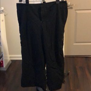 FINAL MARKDOWN BEING DONATED Venezia cargo pants